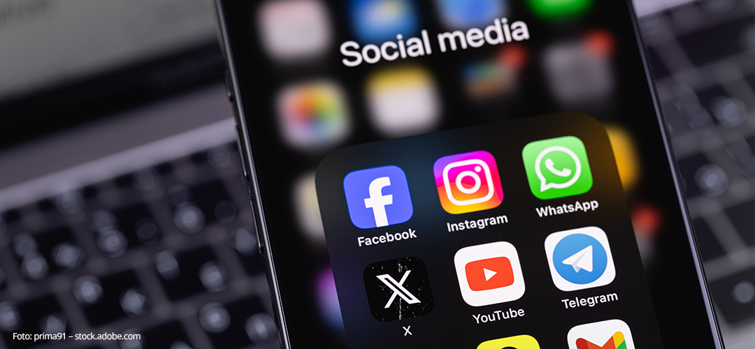 Social Media Icons auf einem Smartphone2