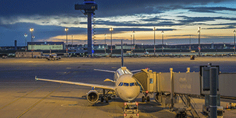 Flugzeug am BER