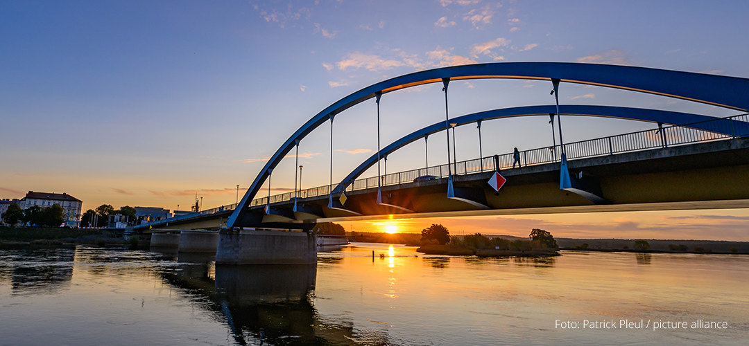 Stadtbrücke Frankfurt (Oder), Foto: picture alliance