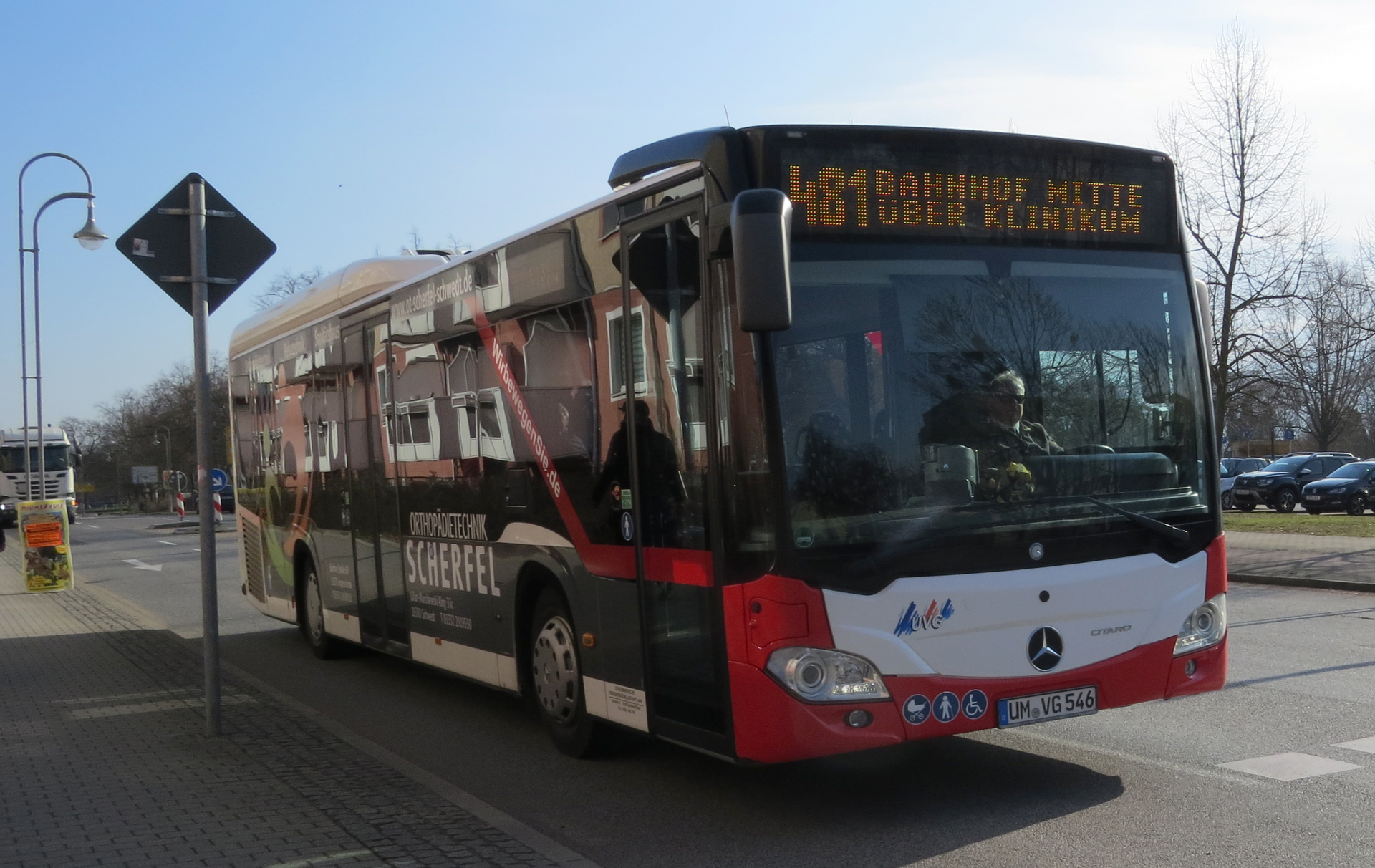 Foto: Bus von vorn