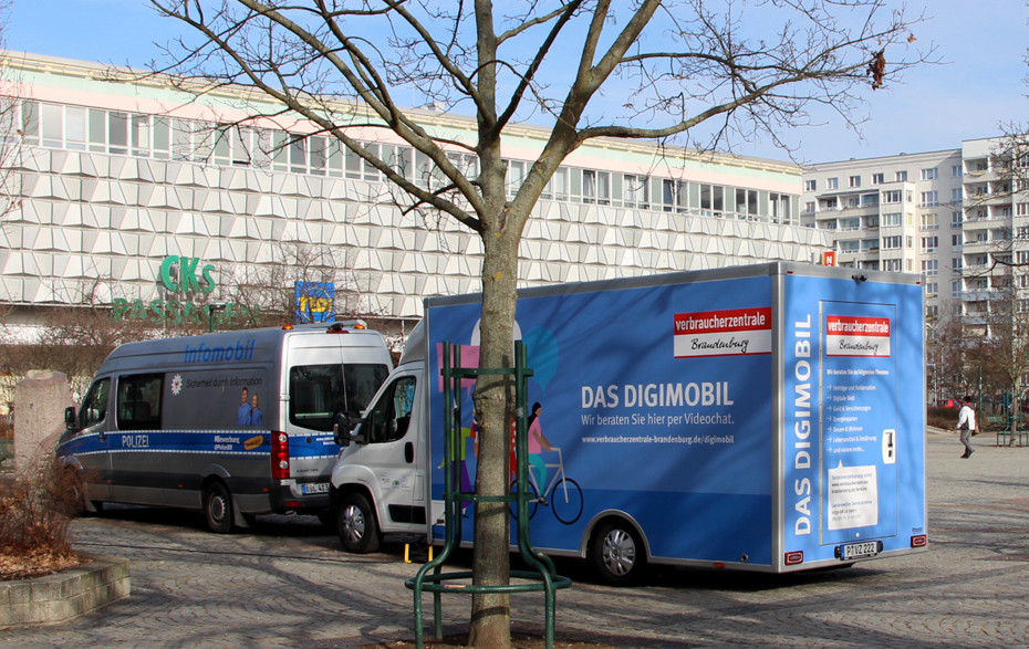 Foto: Digimobil auf dem Platz der Befreiung