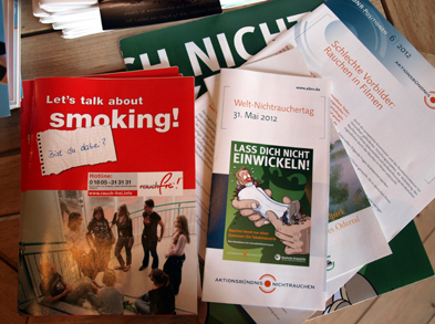 Fotos: Broschüren zum Nichtrauchen