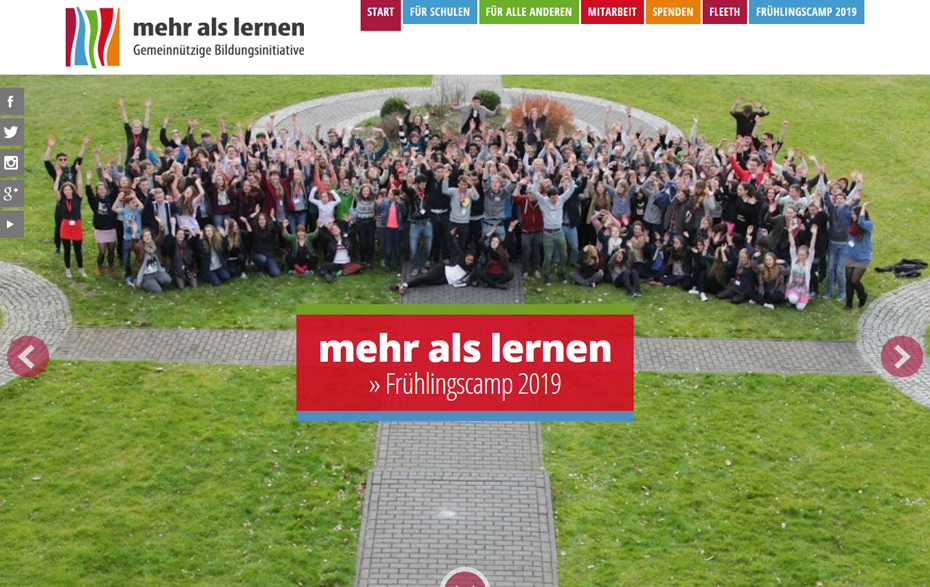 Startseite mit Gruppenfoto