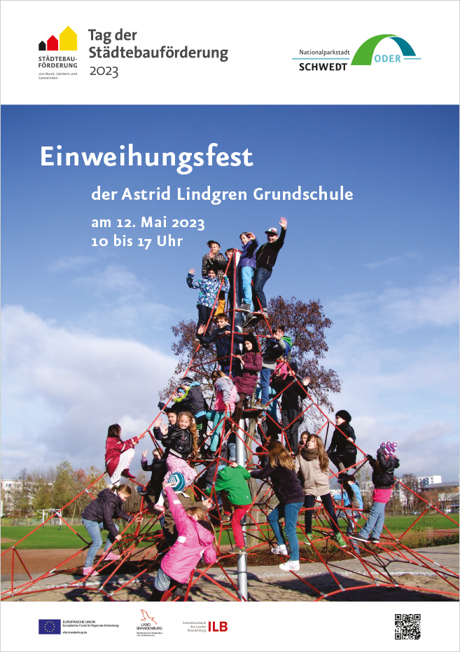 Plakat mit Foto: Kinder auf einer Kletterspinne