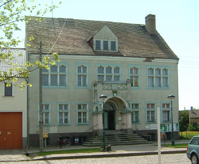 Foto: Rathaus Vierraden (2004)