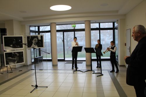 Foto: Ausstellung Rathaus Hauth Trompeten Trio