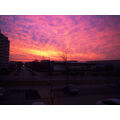 Foto vom 1. Dezember 2011: Sonnenaufgang mt Blick auf Sporthalle Talsand