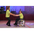Foto: Tanzpaar mit einem Rollstuhlfahrer