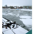 Foto vom 14. Februar 2010: Blick über den Kanal auf die Stadt
