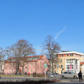 Foto vom 13. Februar 2014: blauer Himmel über der Kreuzung Lindenallee und Bahnhofstraße
