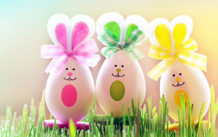 Foto: 3 Osterhasen aus Eiern