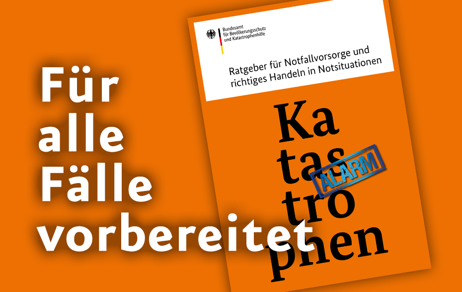 Grafik: Text (Für alle Fälle vorbereitet) in weiß auf orangenem Grund vor einer orangenem Broschüre